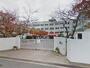 中学校　高槻市立柳川中学校（中学校）まで122m