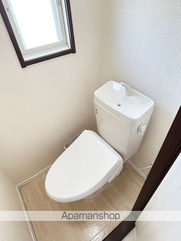 東海道新幹線 掛川駅 バス乗車時間：29分 最寄りバス停で下車 徒歩4分 2階建 築36年のトイレ写真
