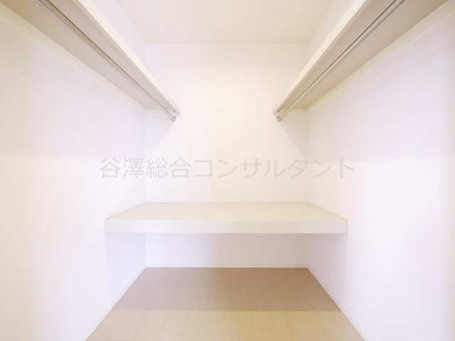 収納　ウォークインクローゼット