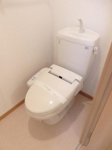 トイレ　シンプルで使いやすいトイレです