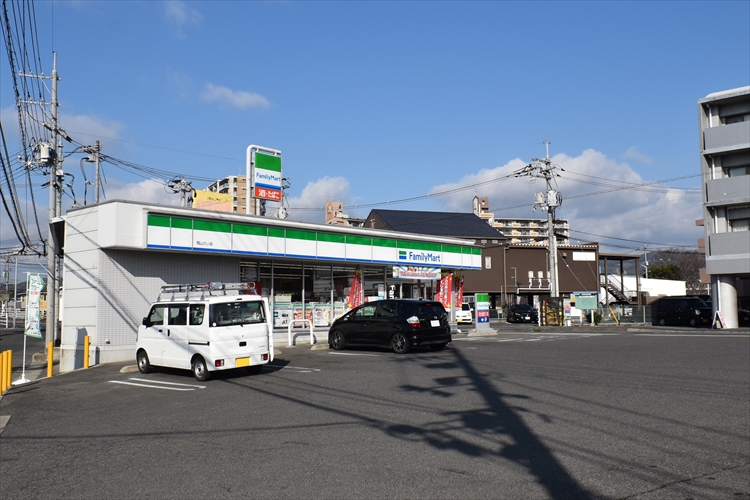 コンビニ　ファミリーマート岡山西川原一丁目店（コンビニ）まで1017m