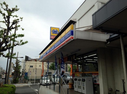 コンビニ　ミニストップ豊玉南２丁目店（コンビニ）まで151m