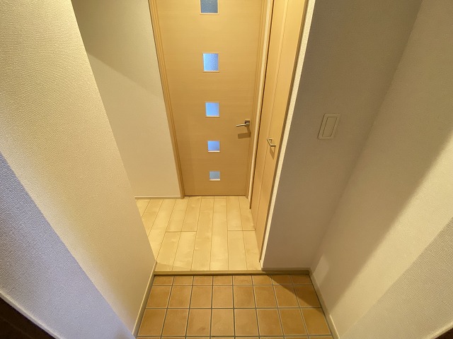 玄関　シンプルで使いやすい玄関です