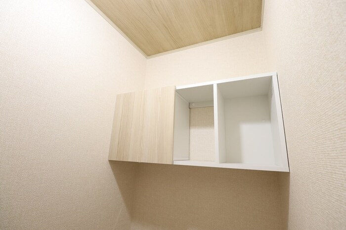 トイレ　収納です