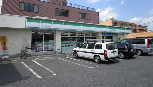 コンビニ　ファミリーマート櫛引２丁目（コンビニ）まで500m