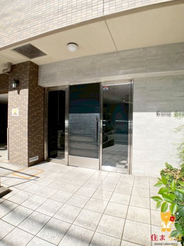 エントランス　共用部の印象も大切に