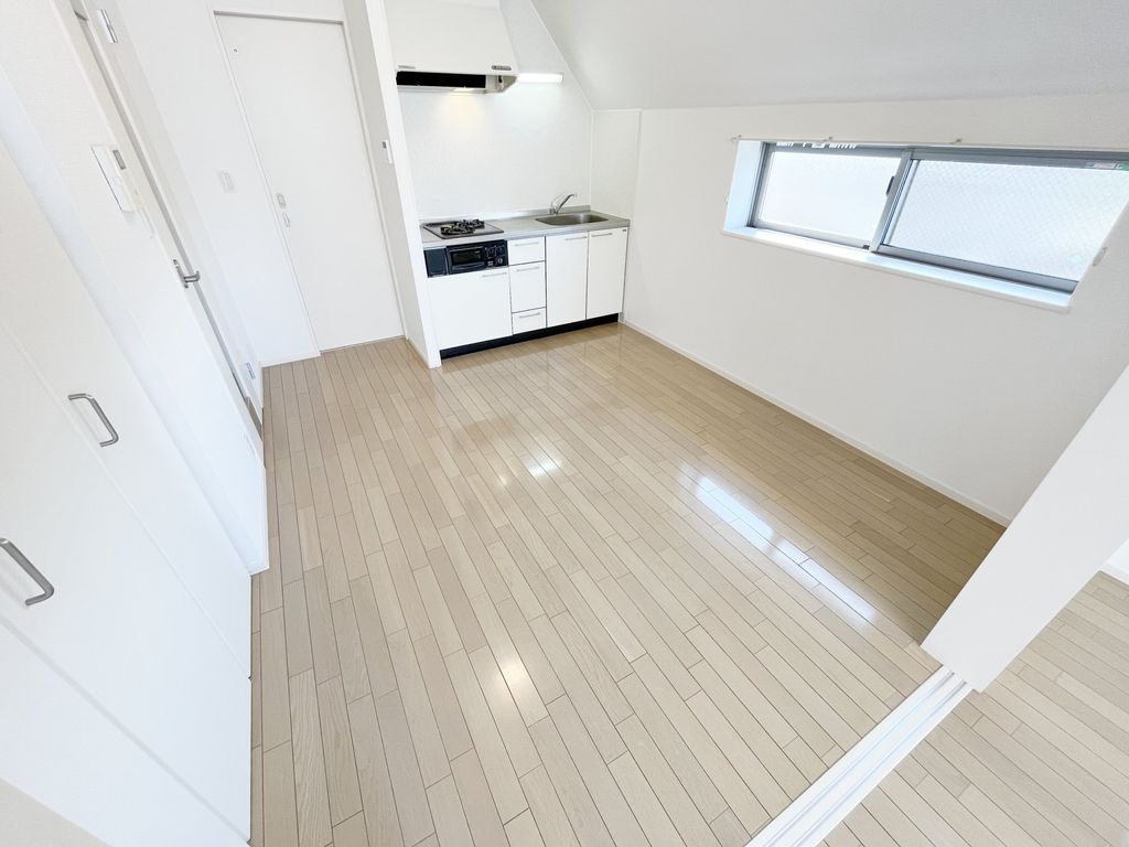 居室・リビング　※別部屋参考写真
