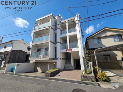 建物外観　モニター付きインターホンついてます♪