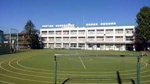 小学校　渋谷区立上原小学校（小学校）まで1063m