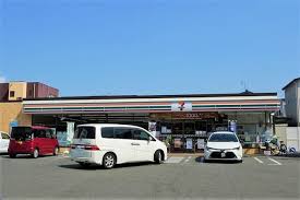 コンビニ　セブンイレブン 博多新和町2丁目店（コンビニ）まで280m