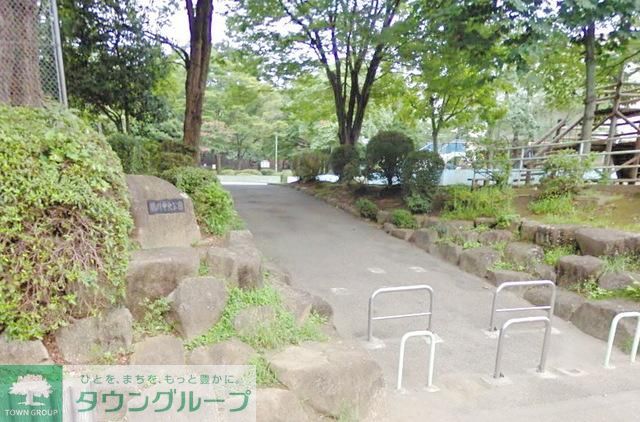 公園　鶴川中央公園（公園）まで802m