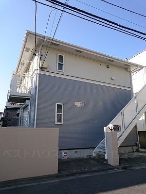 建物外観　２×４工法の安心物件♪落ち着いた雰囲気の好環境♪