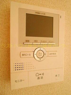 セキュリティ　ＴＶモニターホン付き。画像で確認できると一安心♪※参考写真