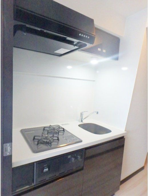 キッチン　同タイプの別部屋の写真です