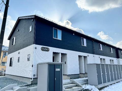 建物外観　外観写真（昼）