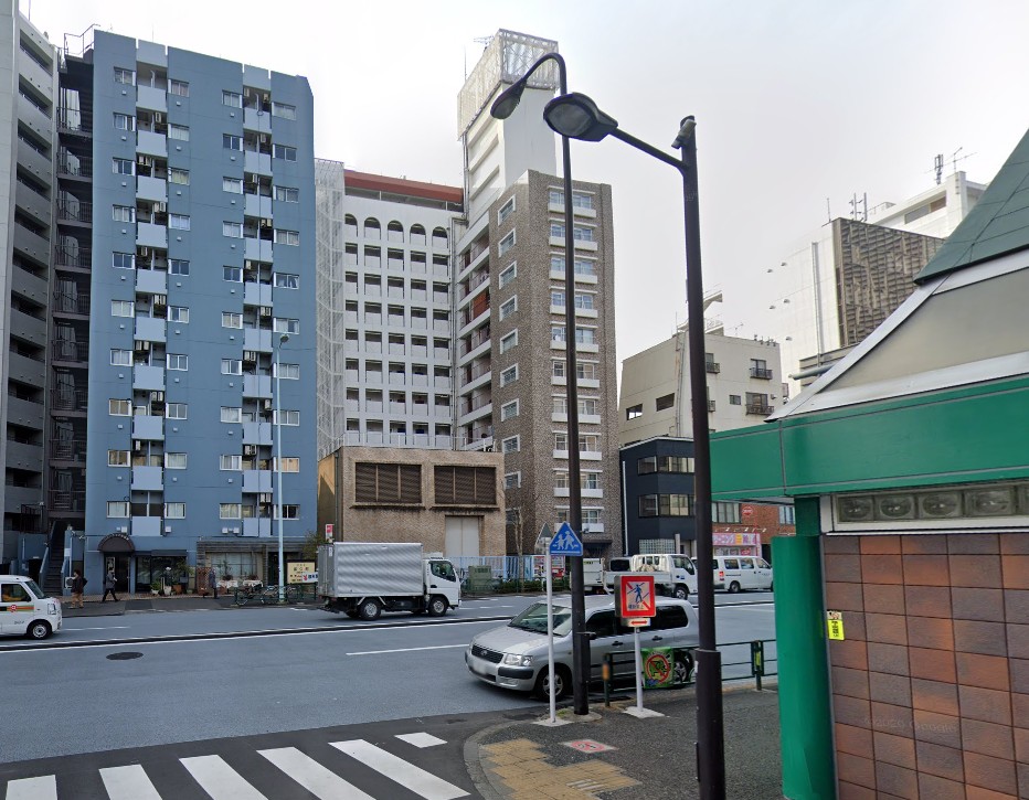 東京メトロ丸ノ内線 四谷三丁目駅 徒歩9分 築55年