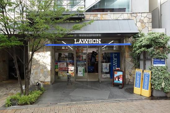 コンビニ　ローソン日本橋茅場町一丁目店（コンビニ）まで444m