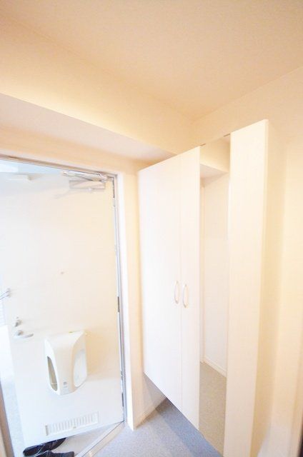 玄関　★お部屋探しは株式会社タウンハウジング東京まで★