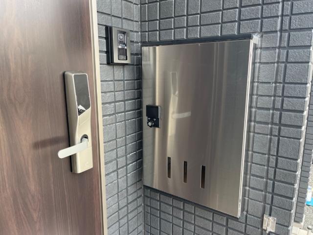 玄関　宅配BOX（イメージ）