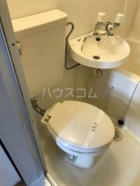 アースヒルズマサIのトイレ写真