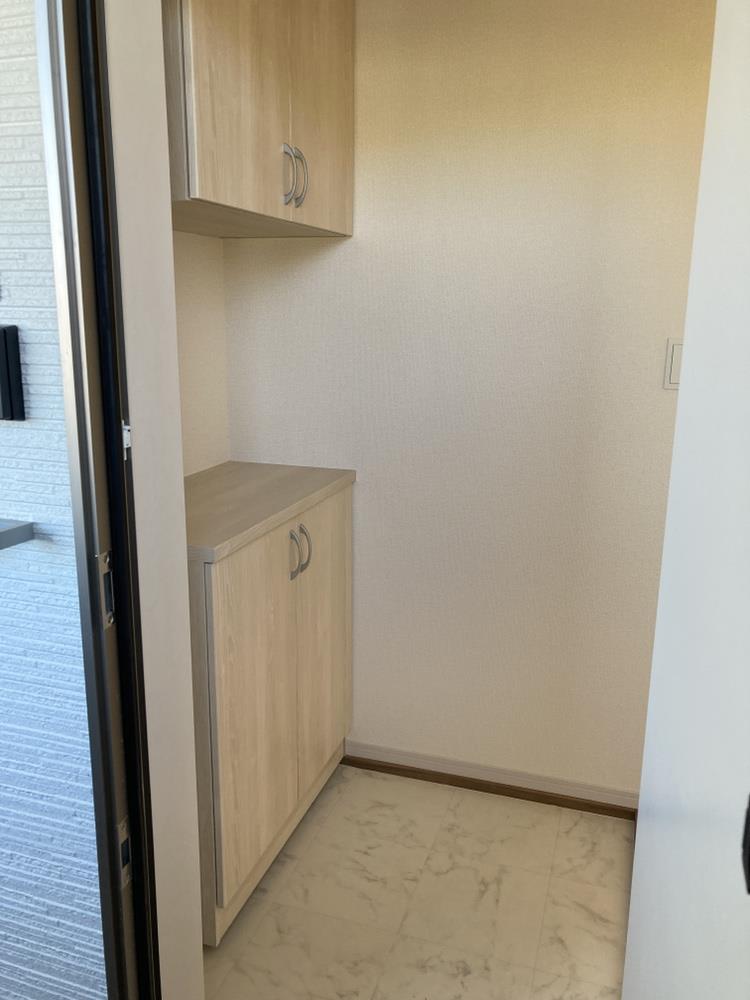 リーブルファイン中央区本町西の玄関写真