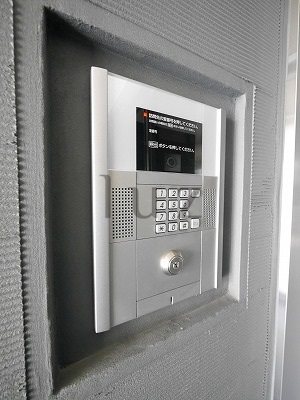 セキュリティ　モニター付きオートロック完備で女性も安心！
