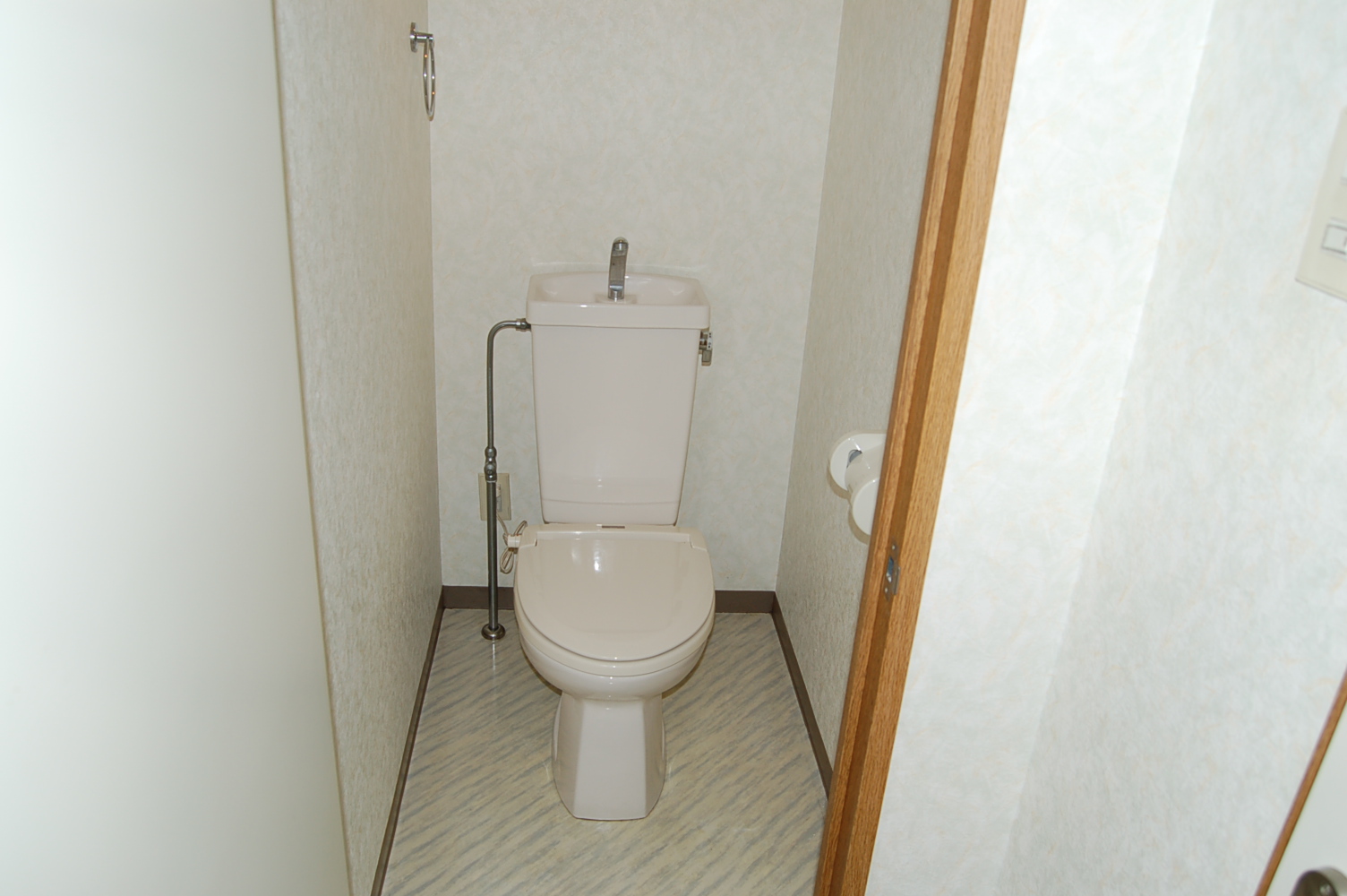 コーポ秋山7のトイレ写真