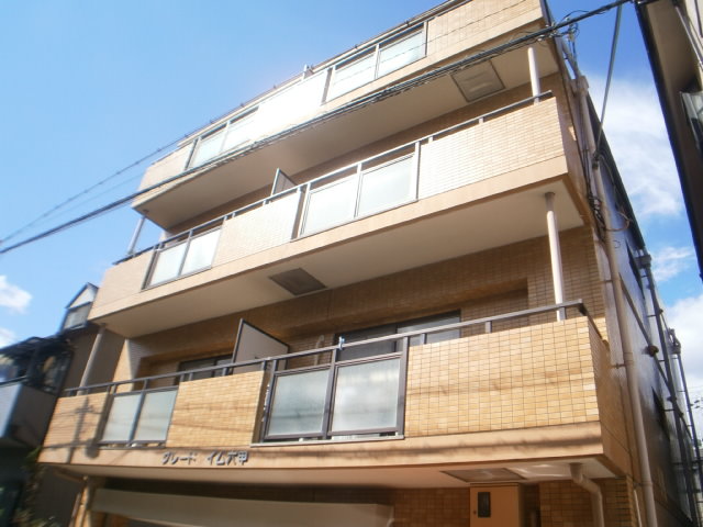 神戸市灘区篠原南町のマンションの建物外観