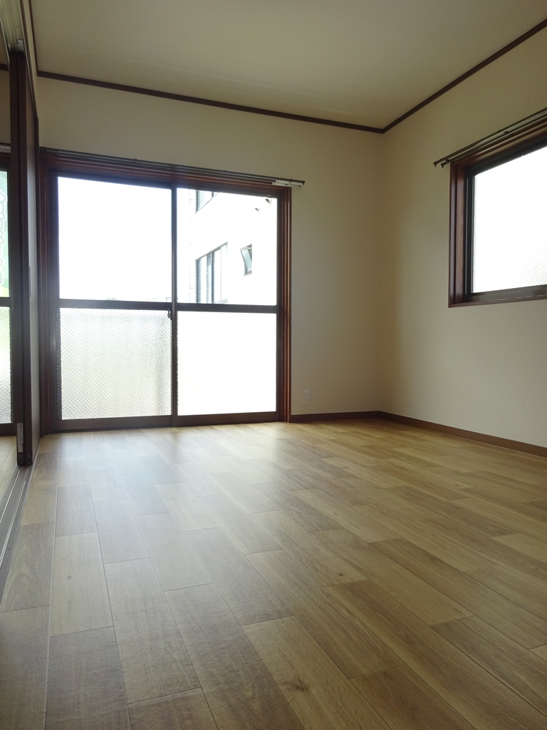 コーポ藤原IIの居間写真