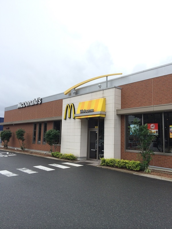 【マンションヤマモト弐番館の飲食店】