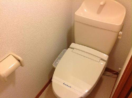 【レオパレスメイフラワーIIのトイレ】