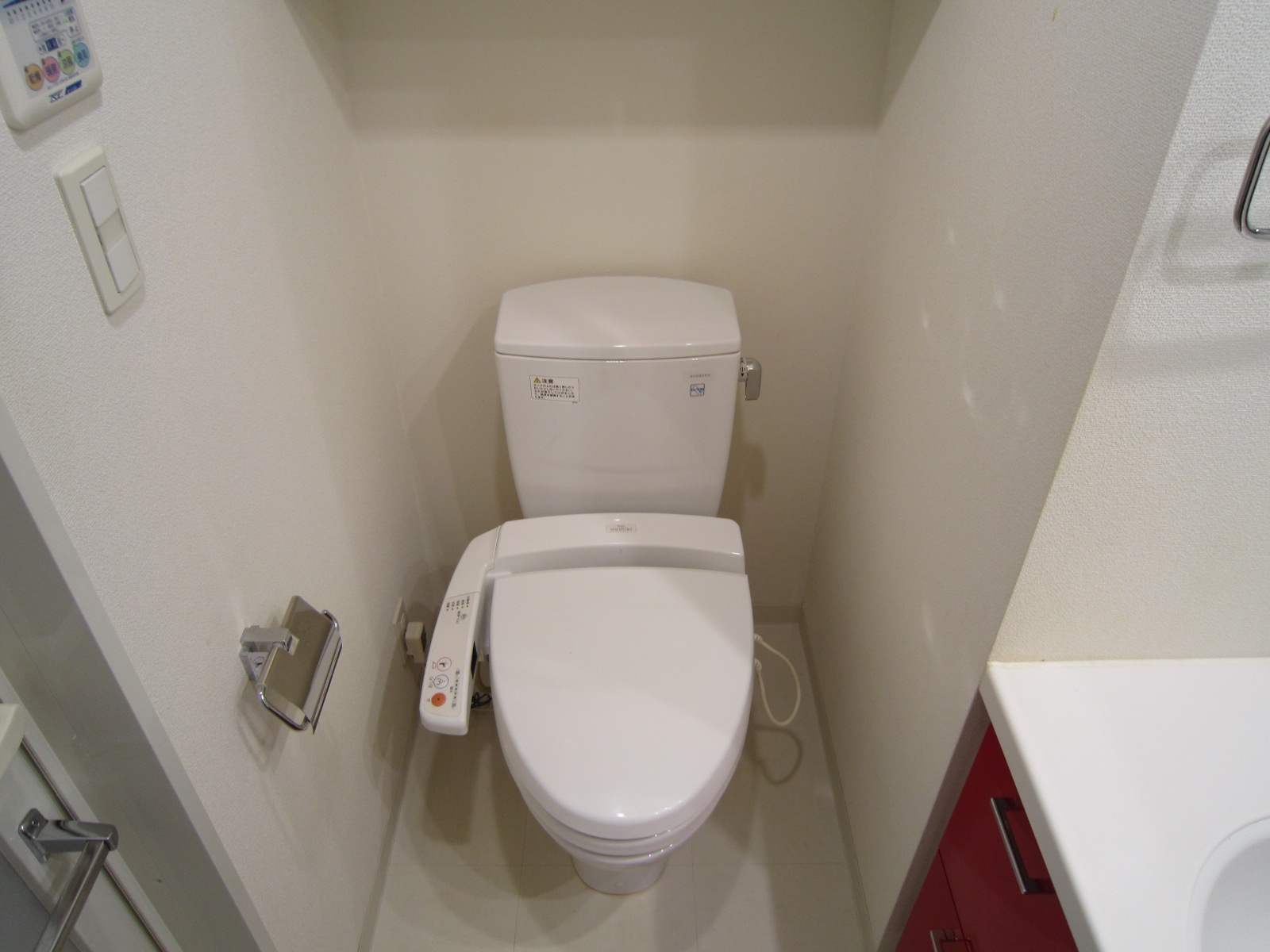 トイレ　温水洗浄便座設置♪