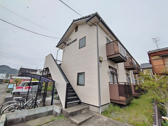 ハピネス白鳥の建物外観