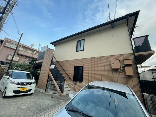 神戸市垂水区歌敷山のアパートの建物外観