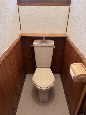 【内山ハウスのトイレ】