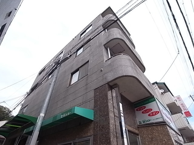 神戸市兵庫区石井町のマンションの建物外観