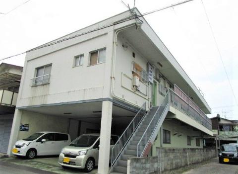 宇和島市山際のマンションの建物外観