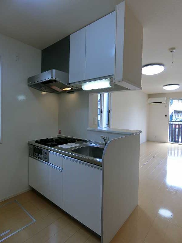 キッチン　※同物件、別部屋の写真です。
