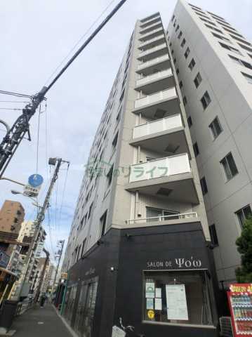 文京区本駒込のマンションの建物外観