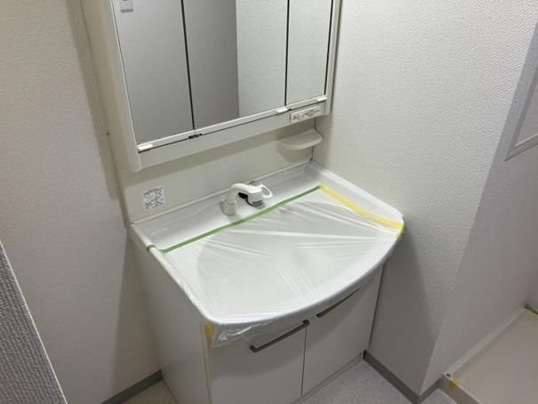 【白鷹苦楽園マンションの洗面設備】