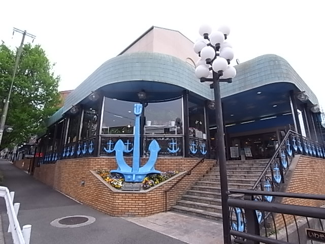 【白鷹苦楽園マンションのスーパー】