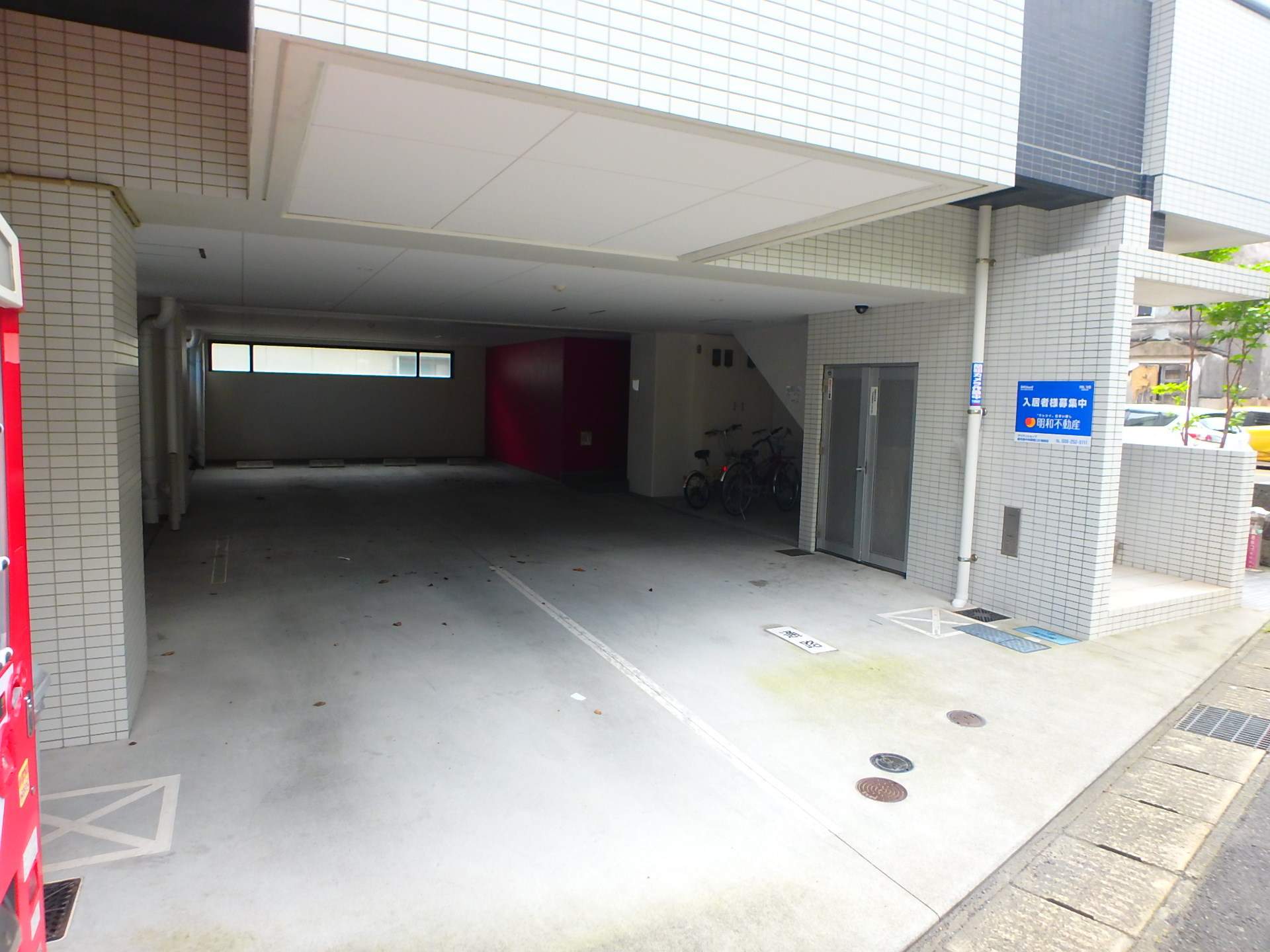 【鹿児島市高麗町のマンションの駐車場】