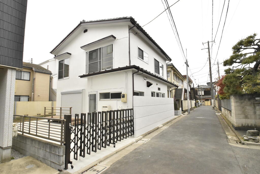 上高田3丁目 戸建住宅の建物外観