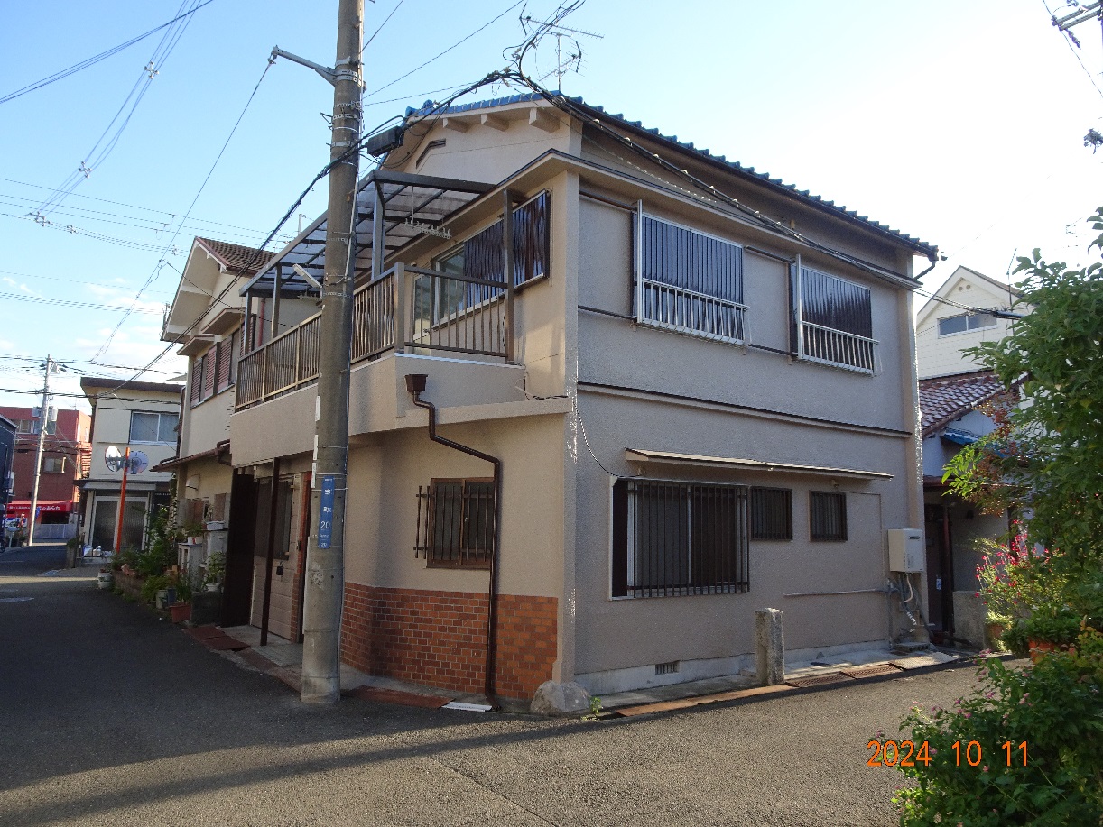 宝町戸建貸家の建物外観