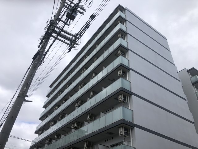 【LIVIAZ　KOBE　LaMerの建物外観】