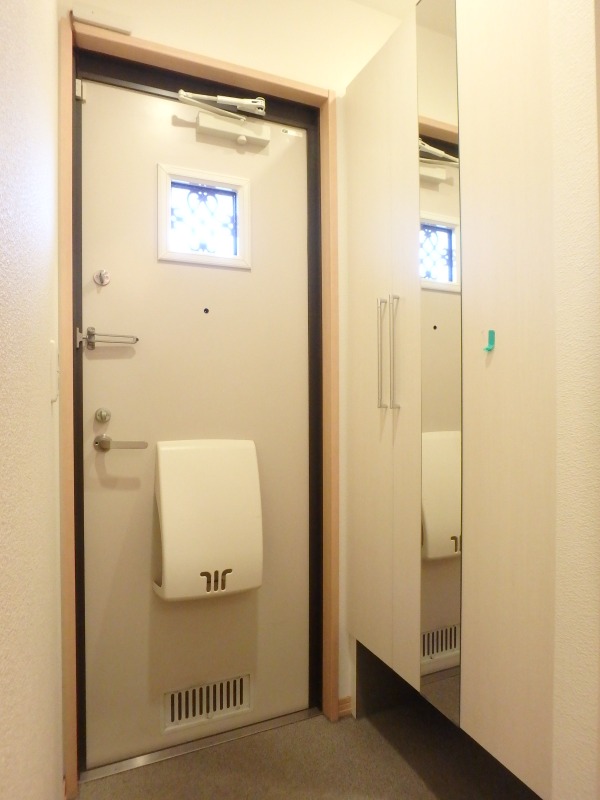 玄関　図面と現状に相違がある場合には現状を優先