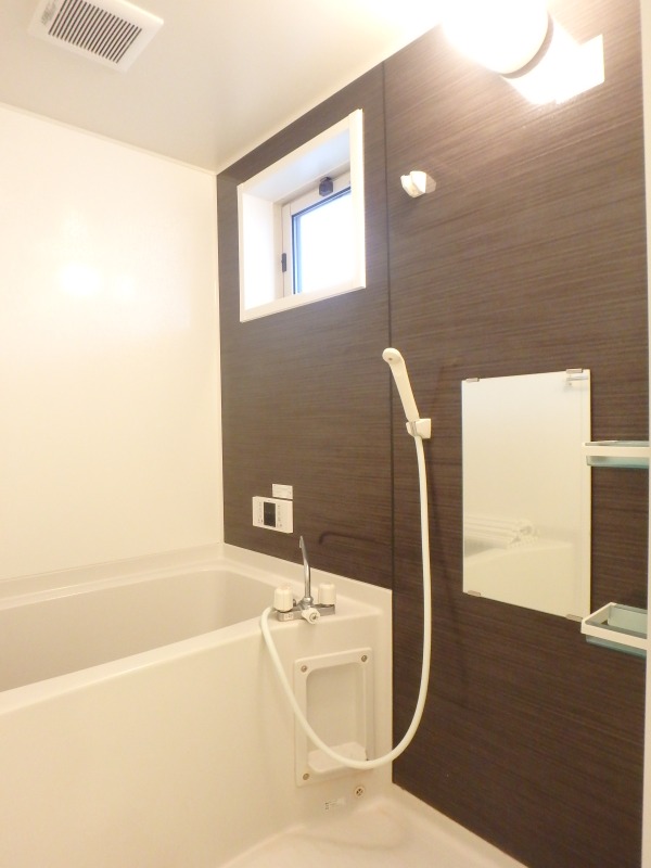 バス・シャワールーム　図面と現状に相違がある場合には現状を優先