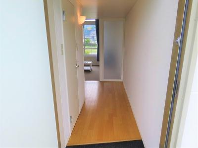 玄関　玄関からのアングルです