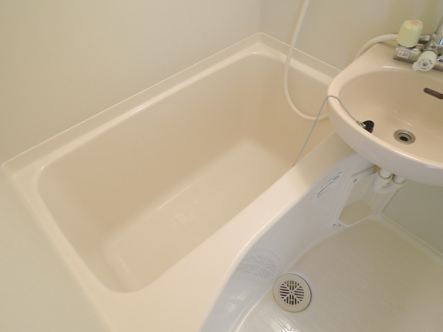 バス・シャワールーム　お風呂です。