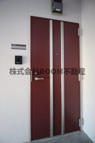 玄関　落ち着いた玄関です